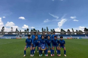 申花上体女足总战绩22轮11胜4平7负,积37分暂列女甲联赛第五